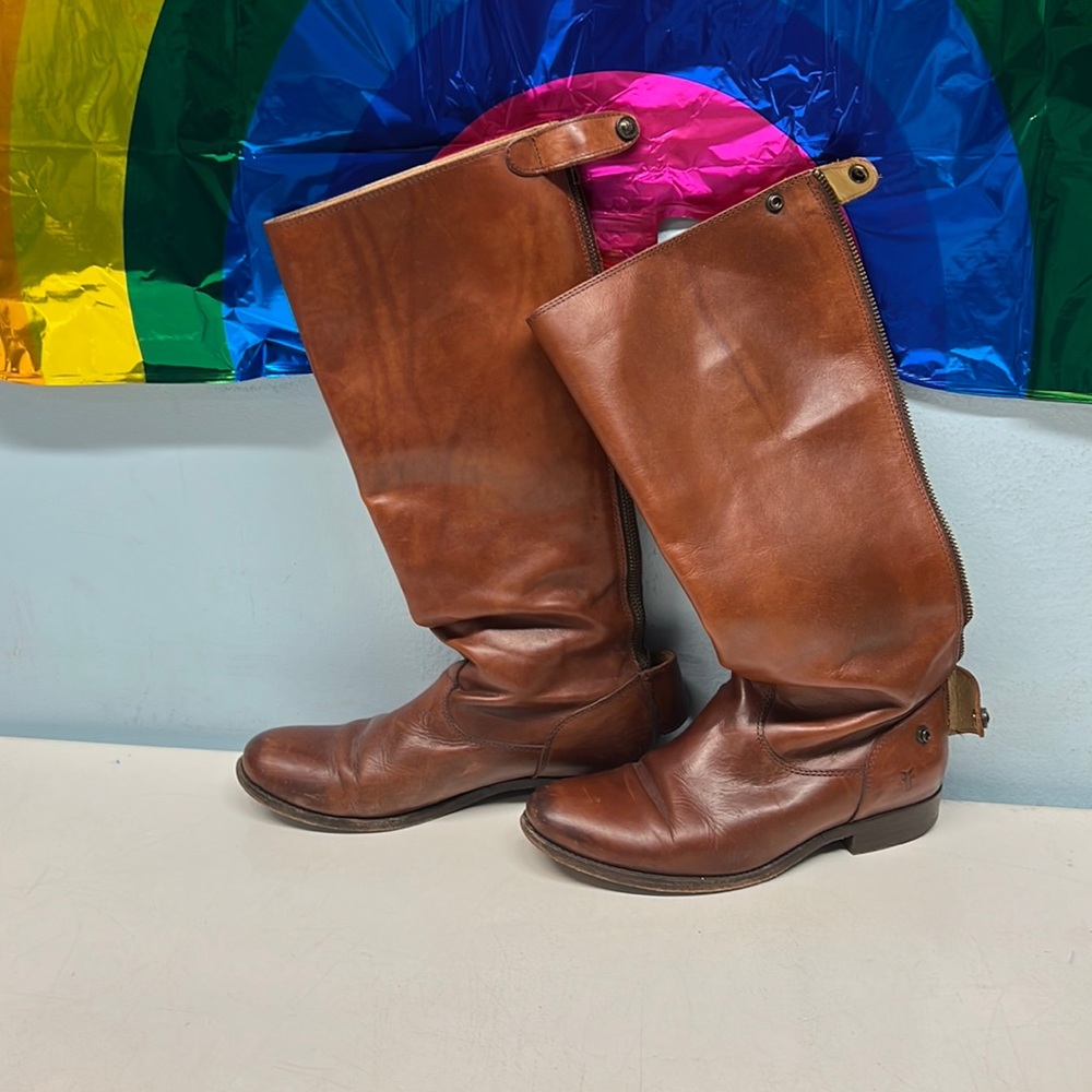 Used Frye Women’s Melissa Button back Zipper boots